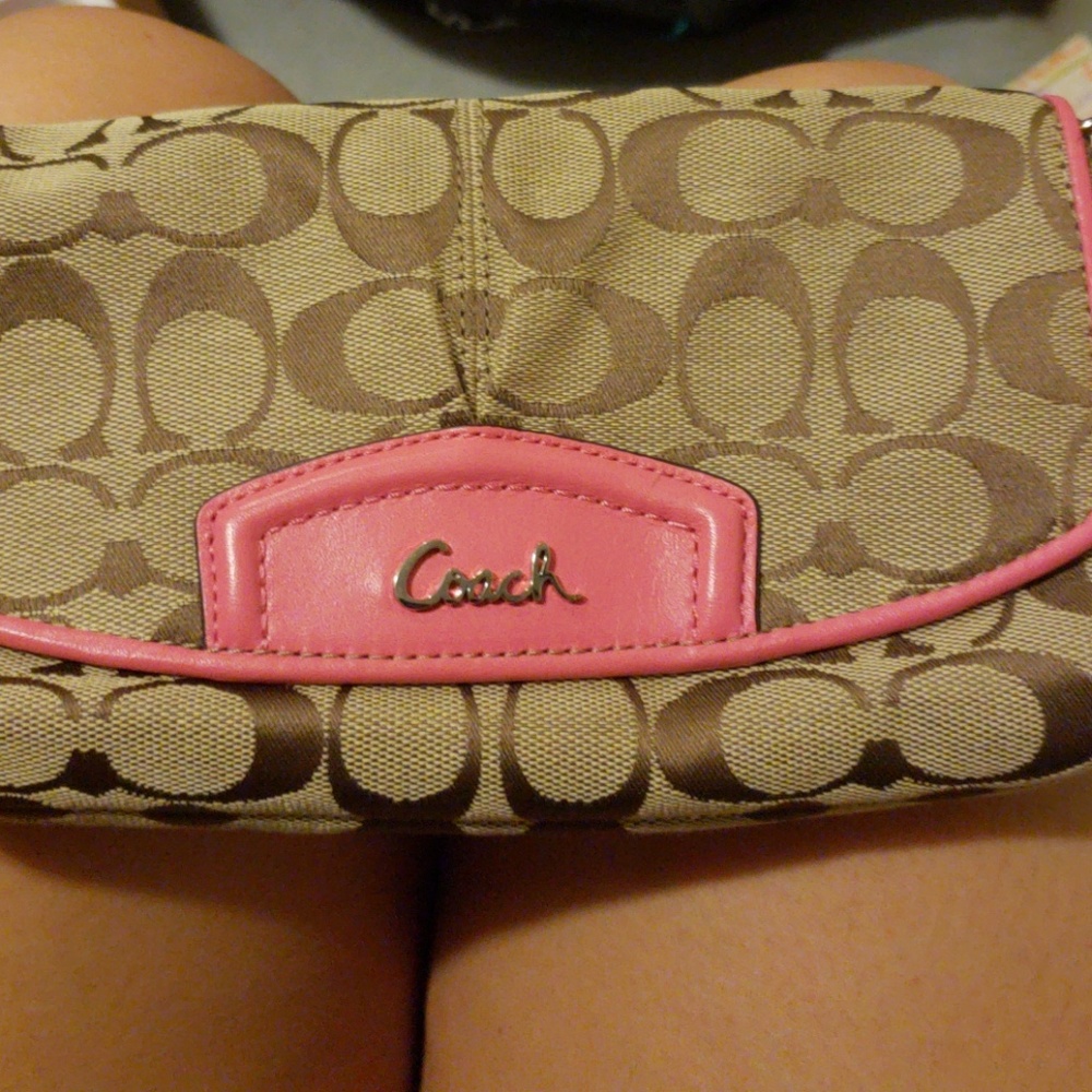 Hand bag